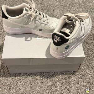 Air Force 1 Lv8 (GS) Have a Nike Day